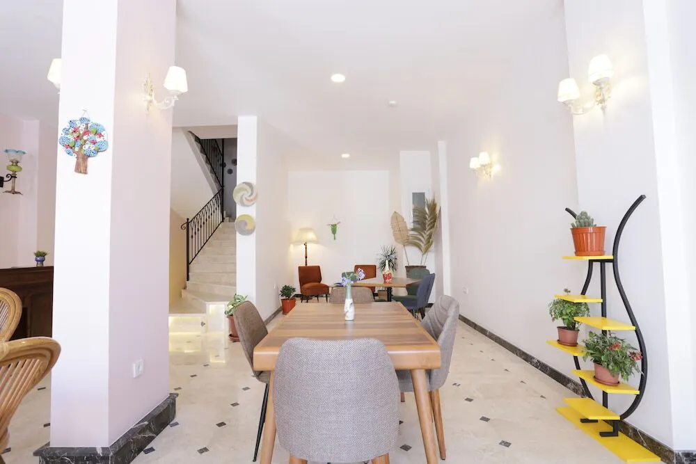 Ata Çesme Otel - foodAndBeverage