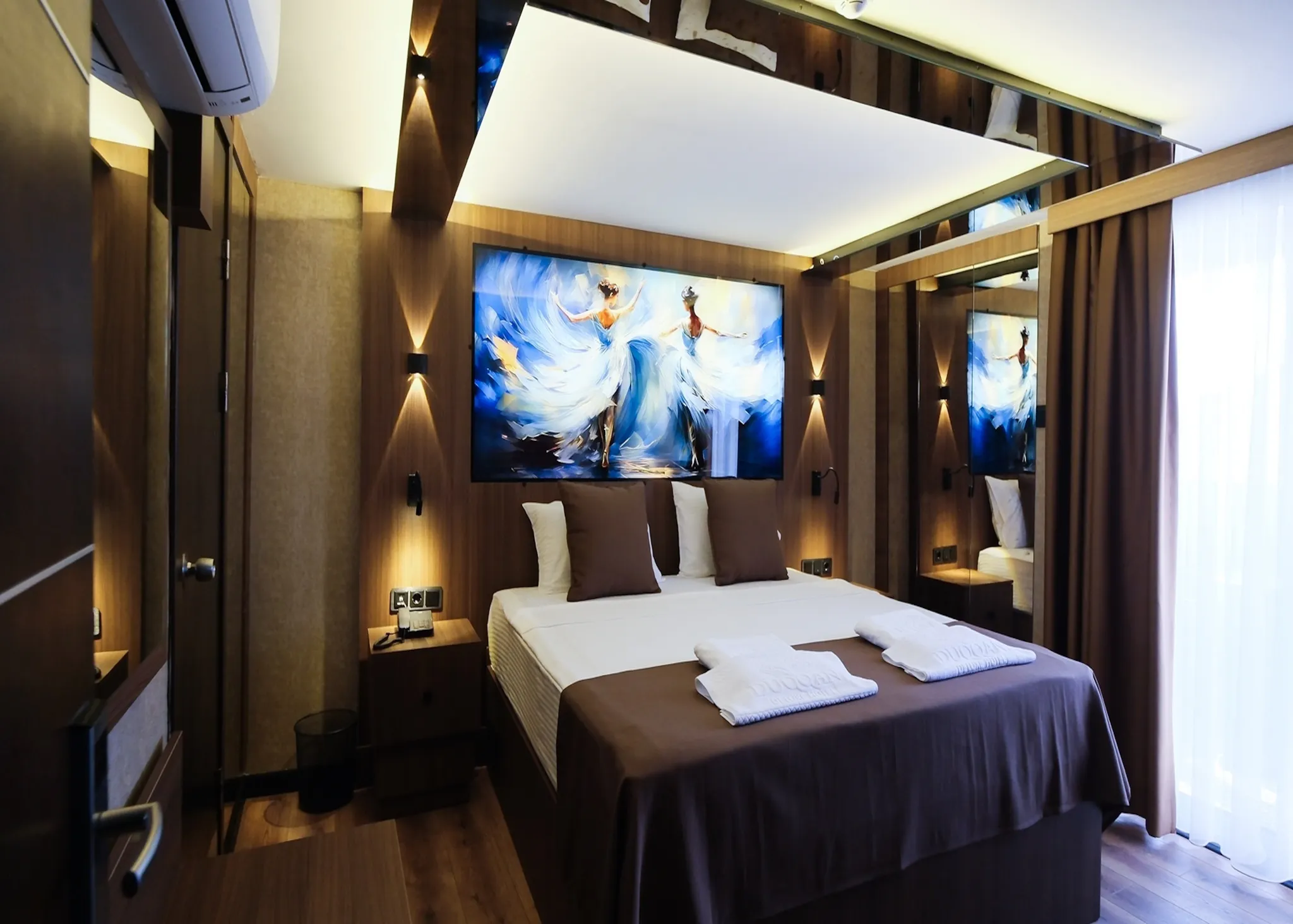 Duqqan Deluxe Hotel - rooms