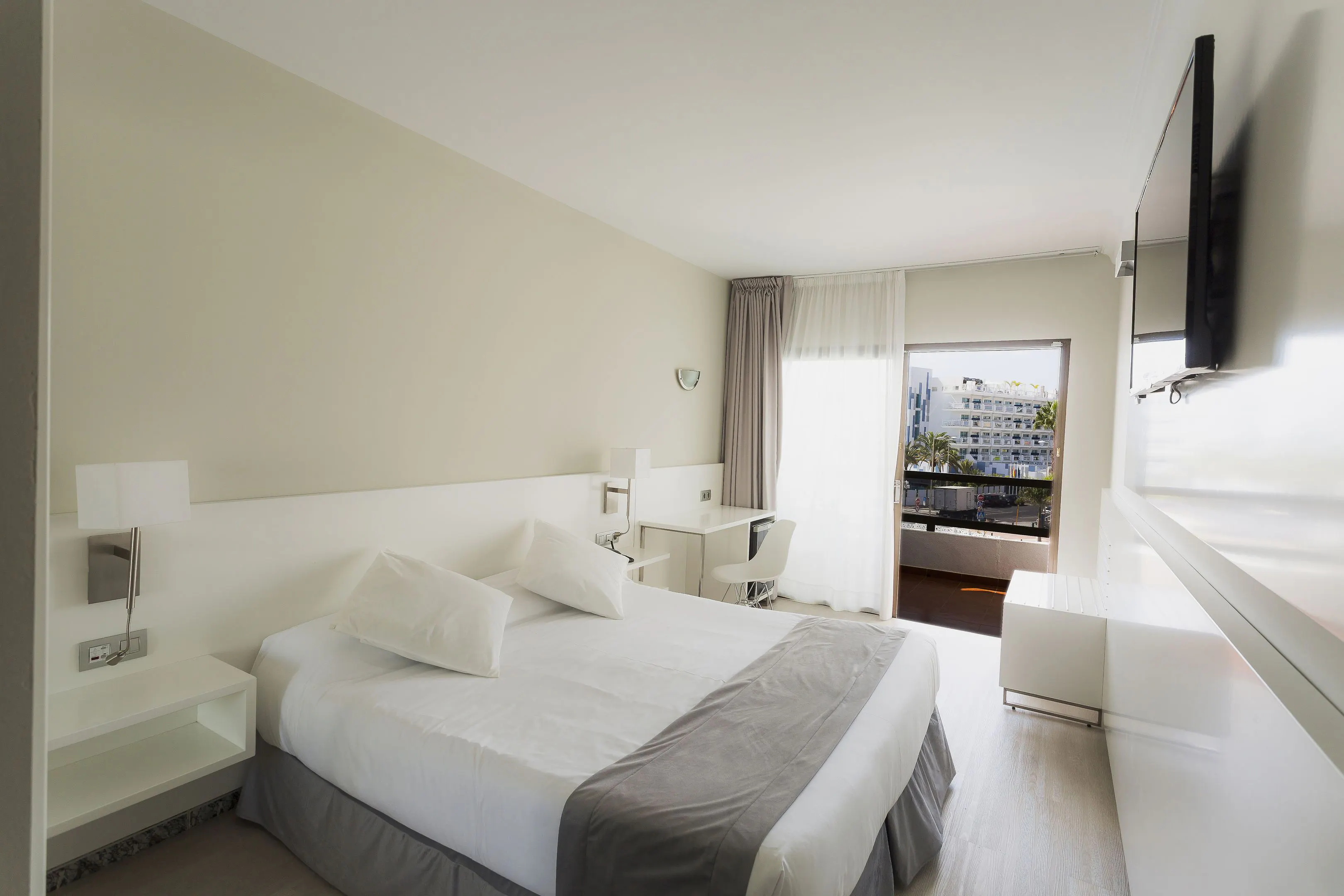Hotel Caserio - rooms