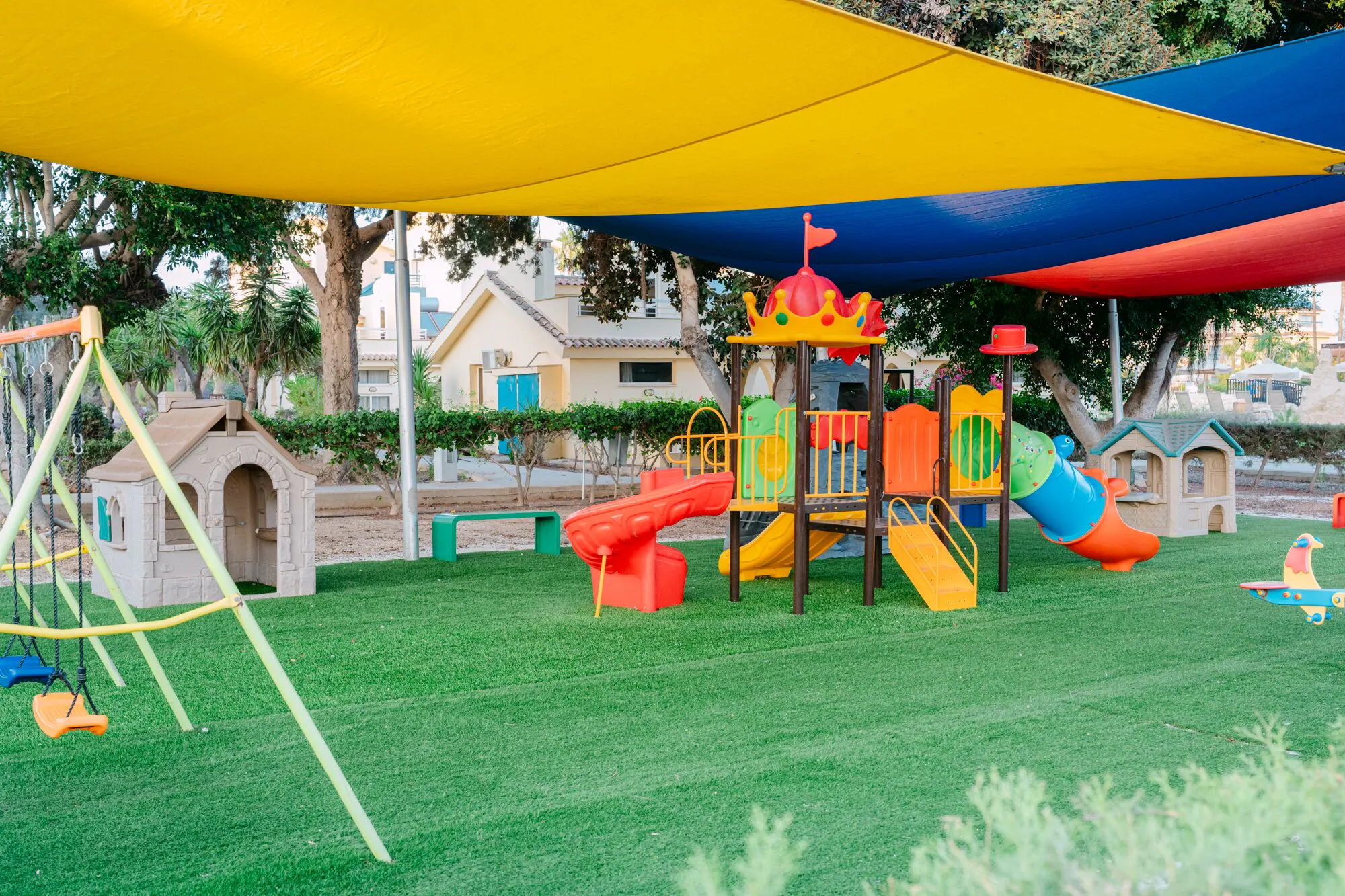 The Makronisos Holiday Village - family
