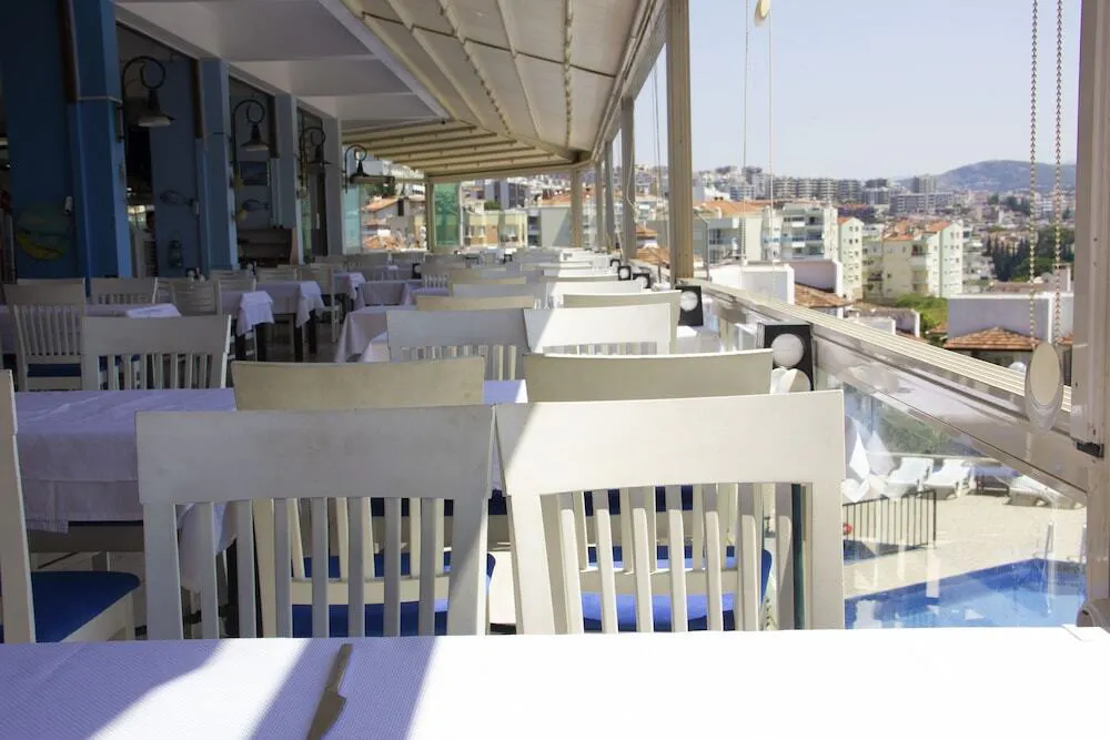 Suhan Seaport Hotel - foodAndBeverage