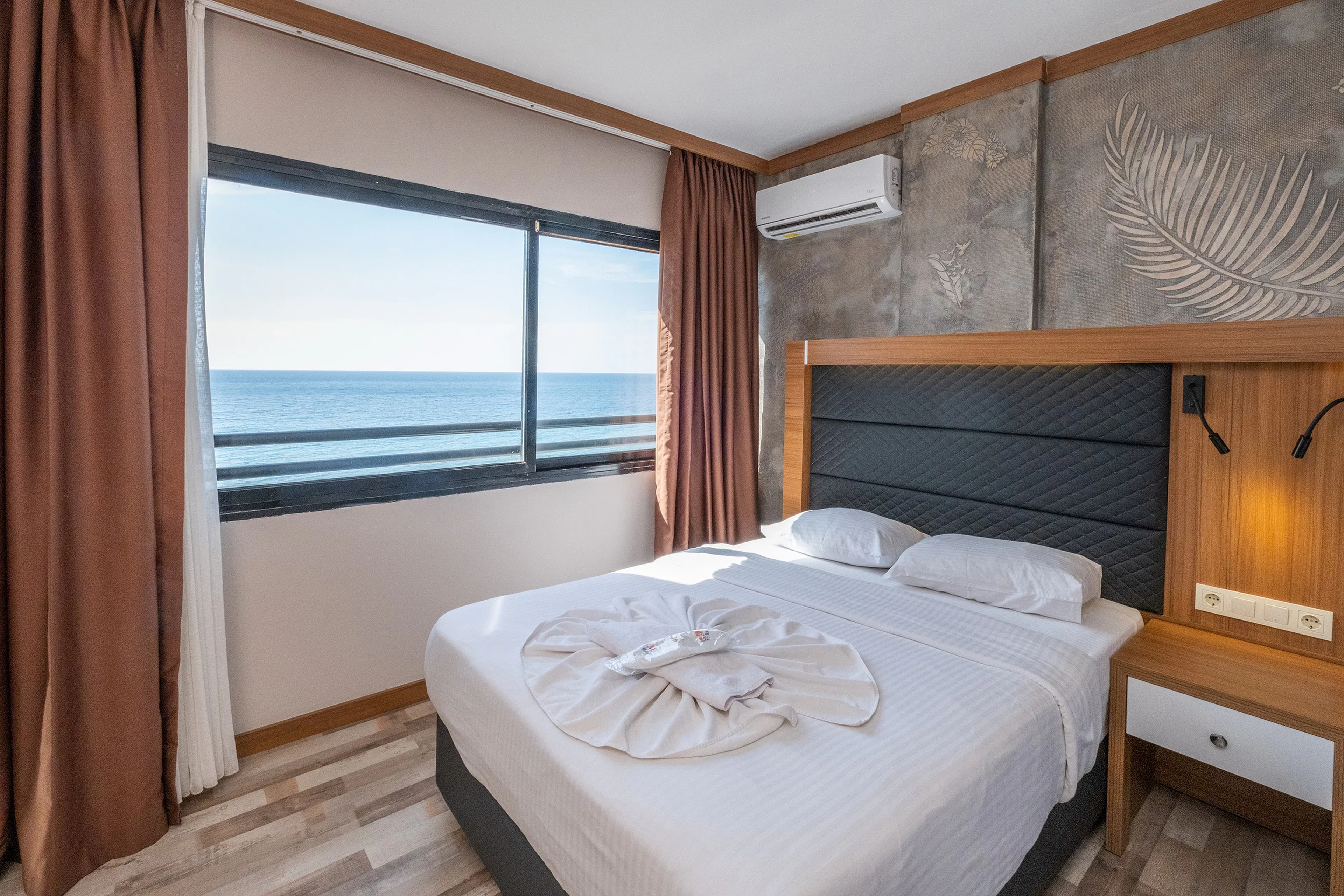 Sunday Beach Hotel - rooms