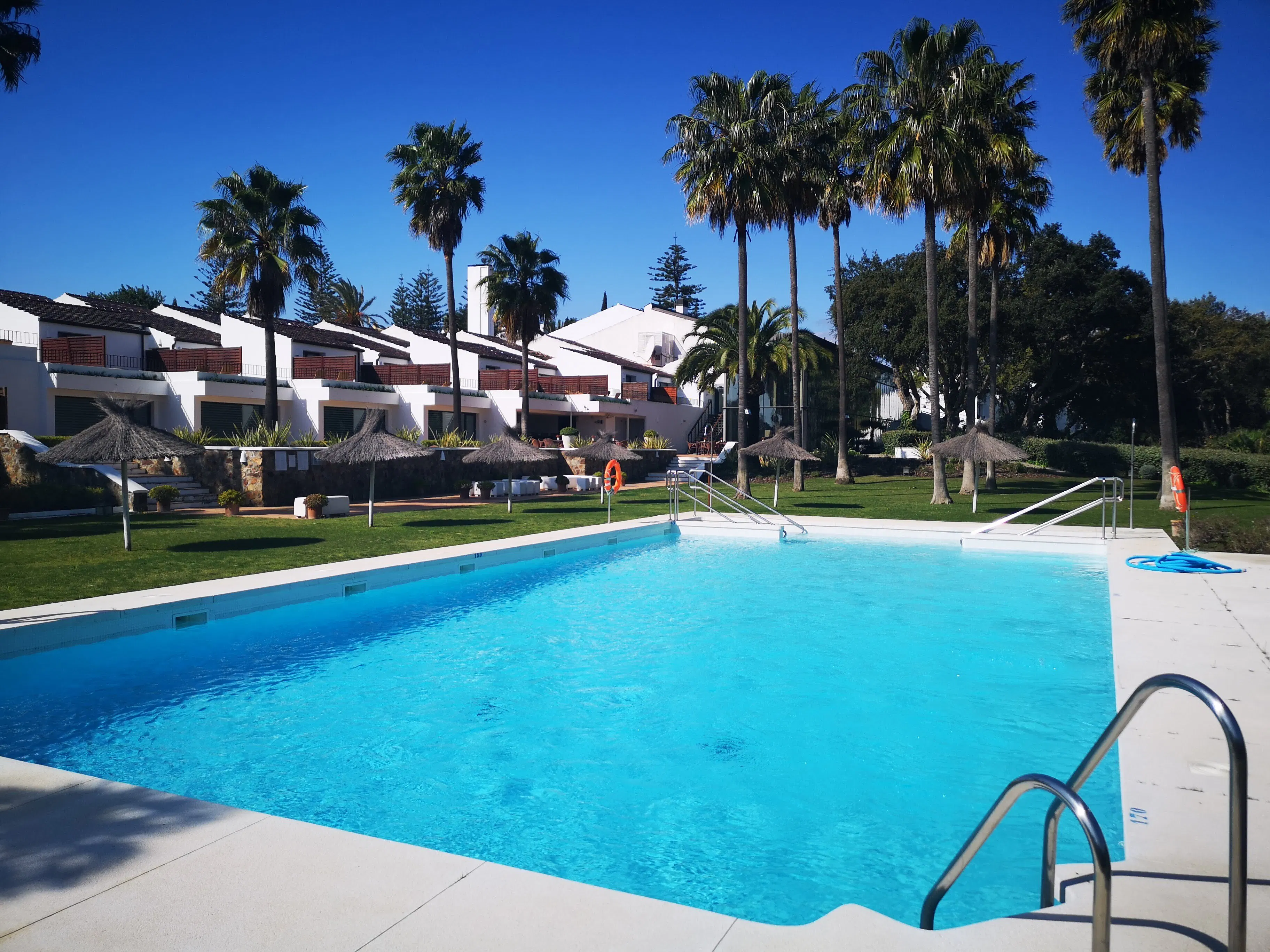 Hotel Encinar de Sotogrande - pool