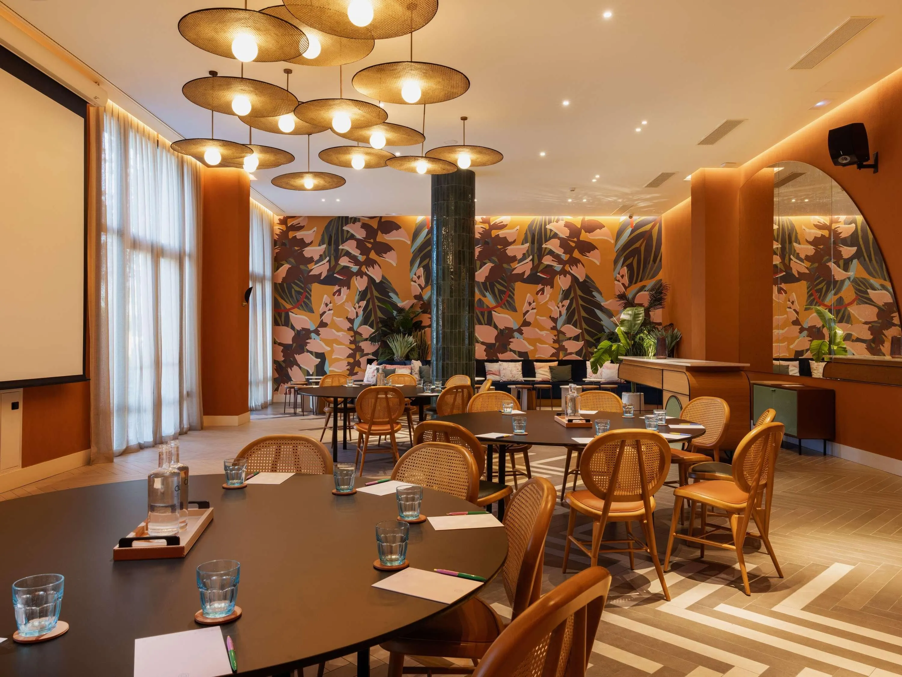 SO/ Sotogrande Spa & Golf Resort Hotel - foodAndBeverage