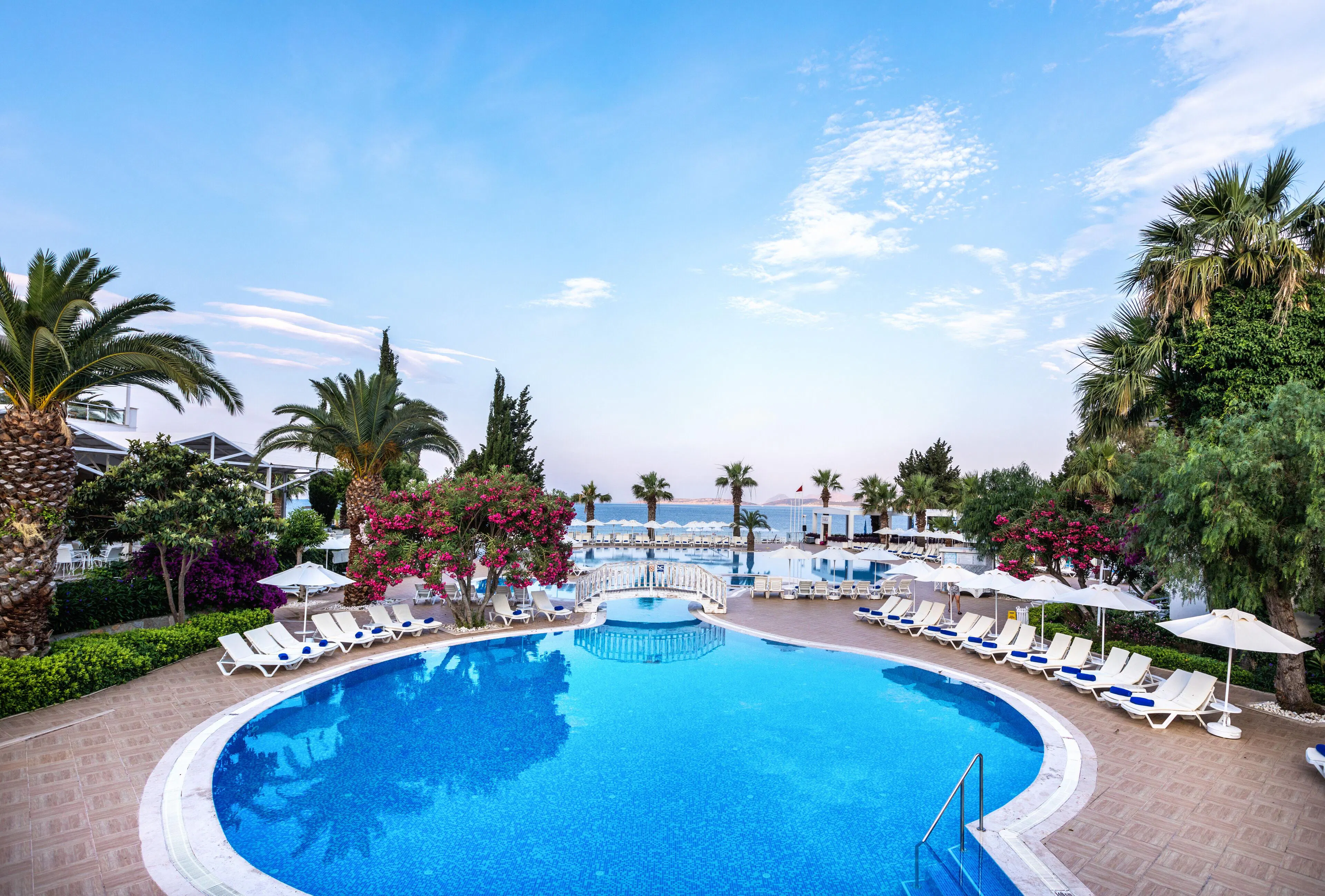 LABRANDA TMT Bodrum Resort - pool