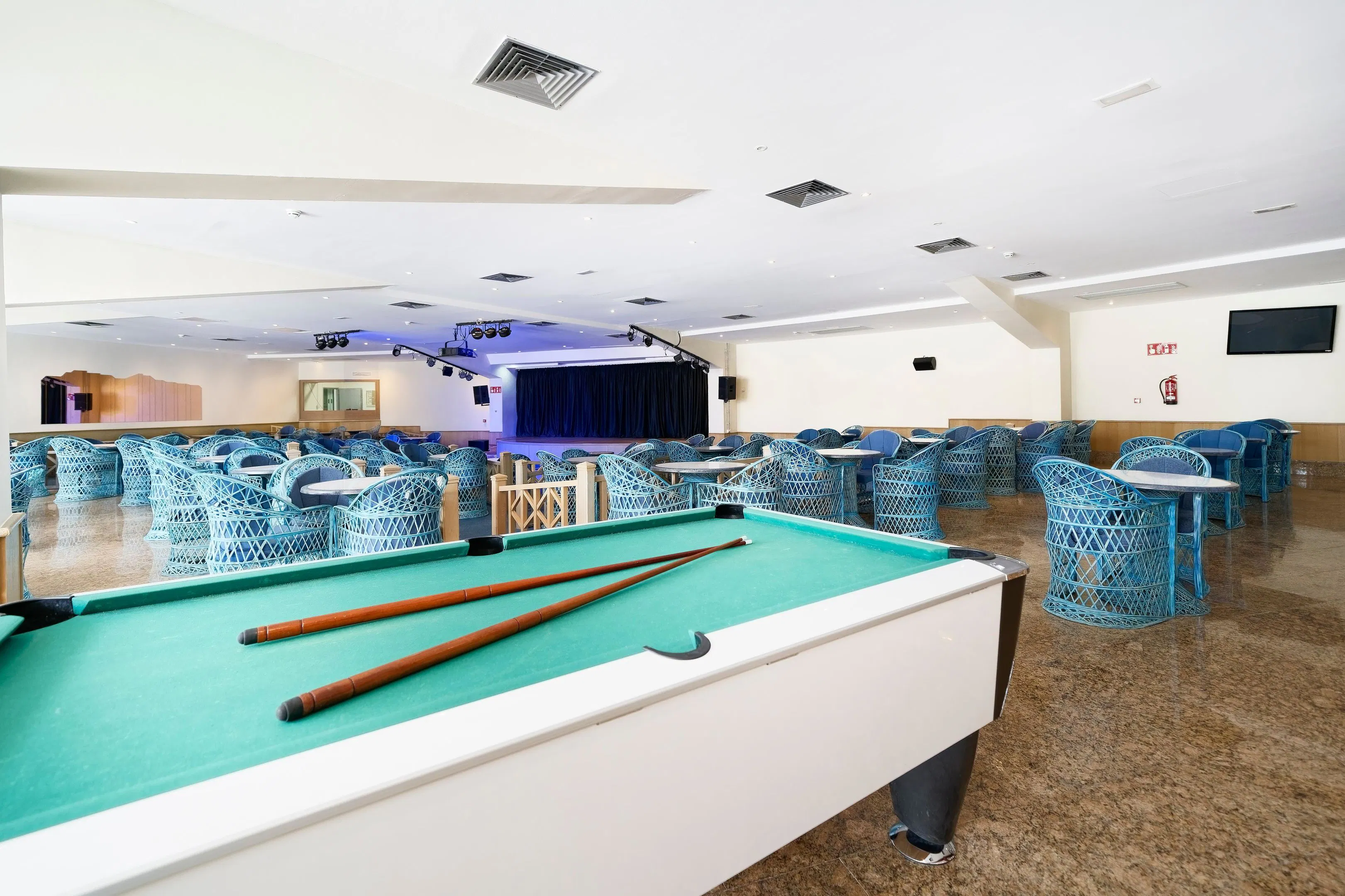Suites & Villas by Dunas - entertainment