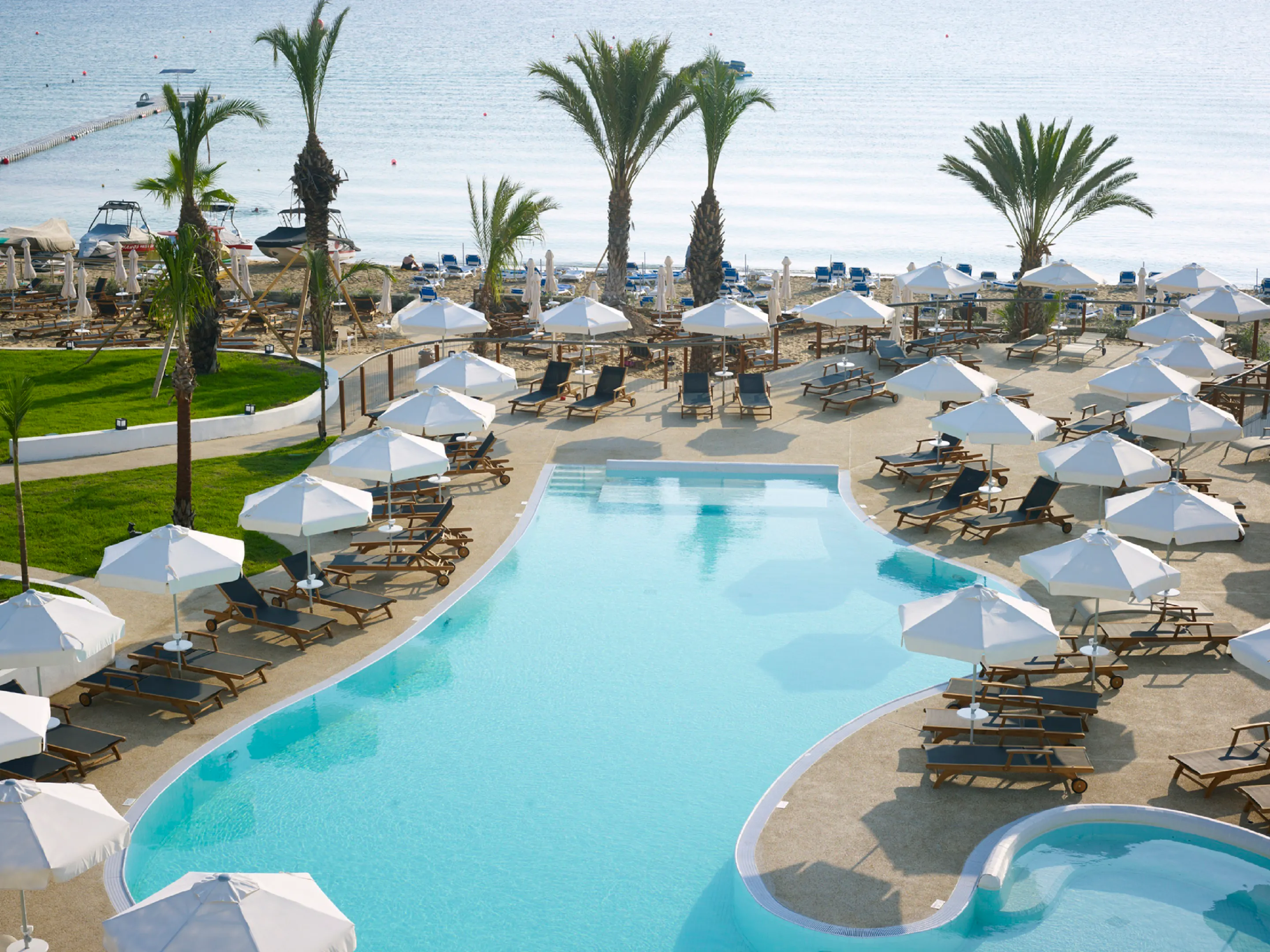 Sunrise Pearl Hotel & Spa - pool