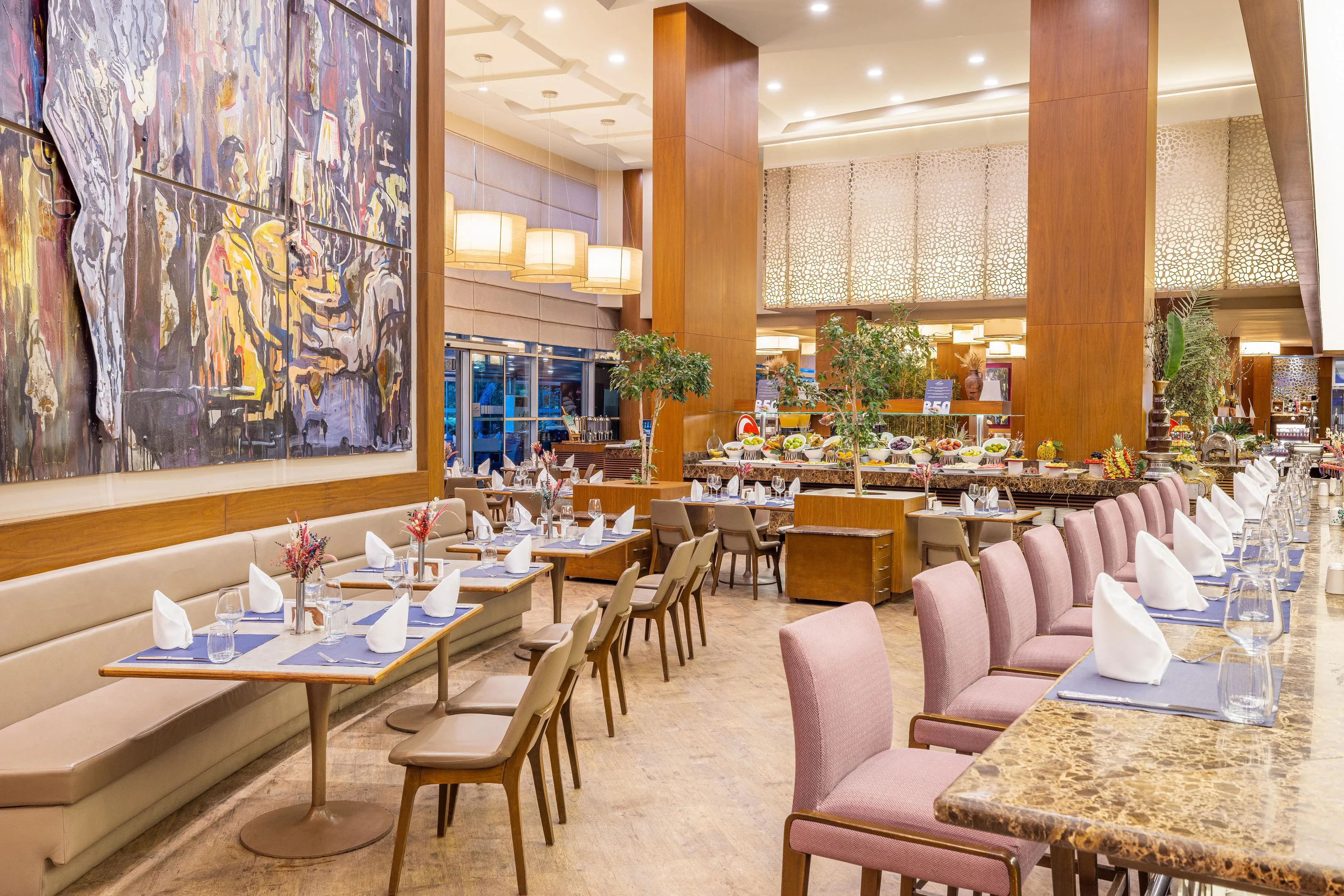 Concorde de Luxe Resort - foodAndBeverage