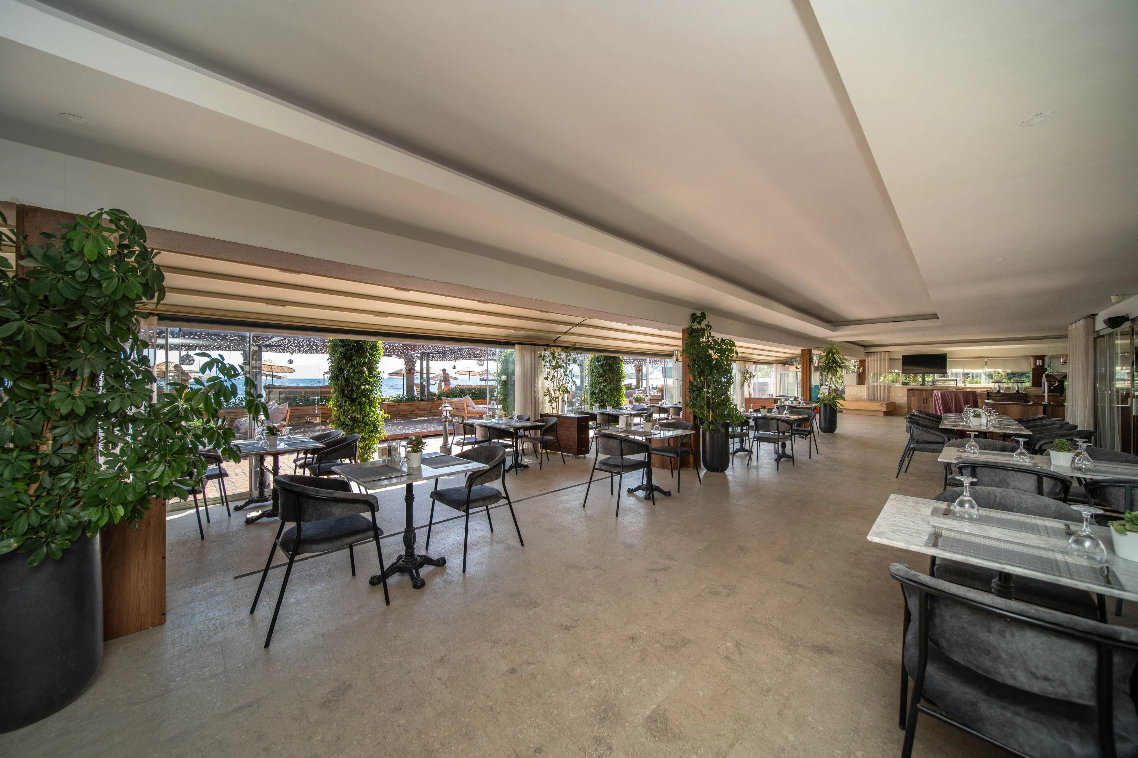 Ambrosia Hotel - foodAndBeverage