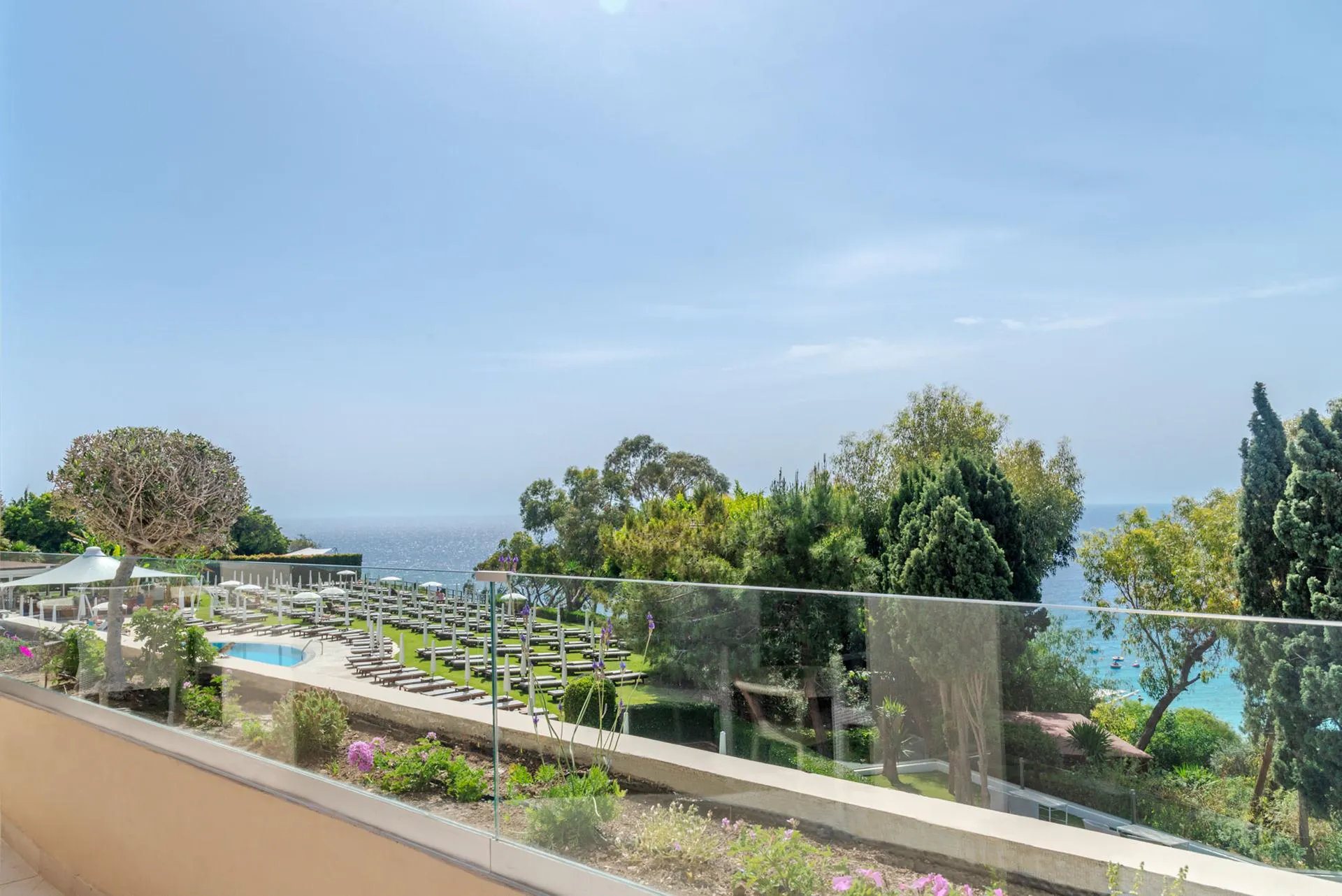 Grecian Park Hotel - location