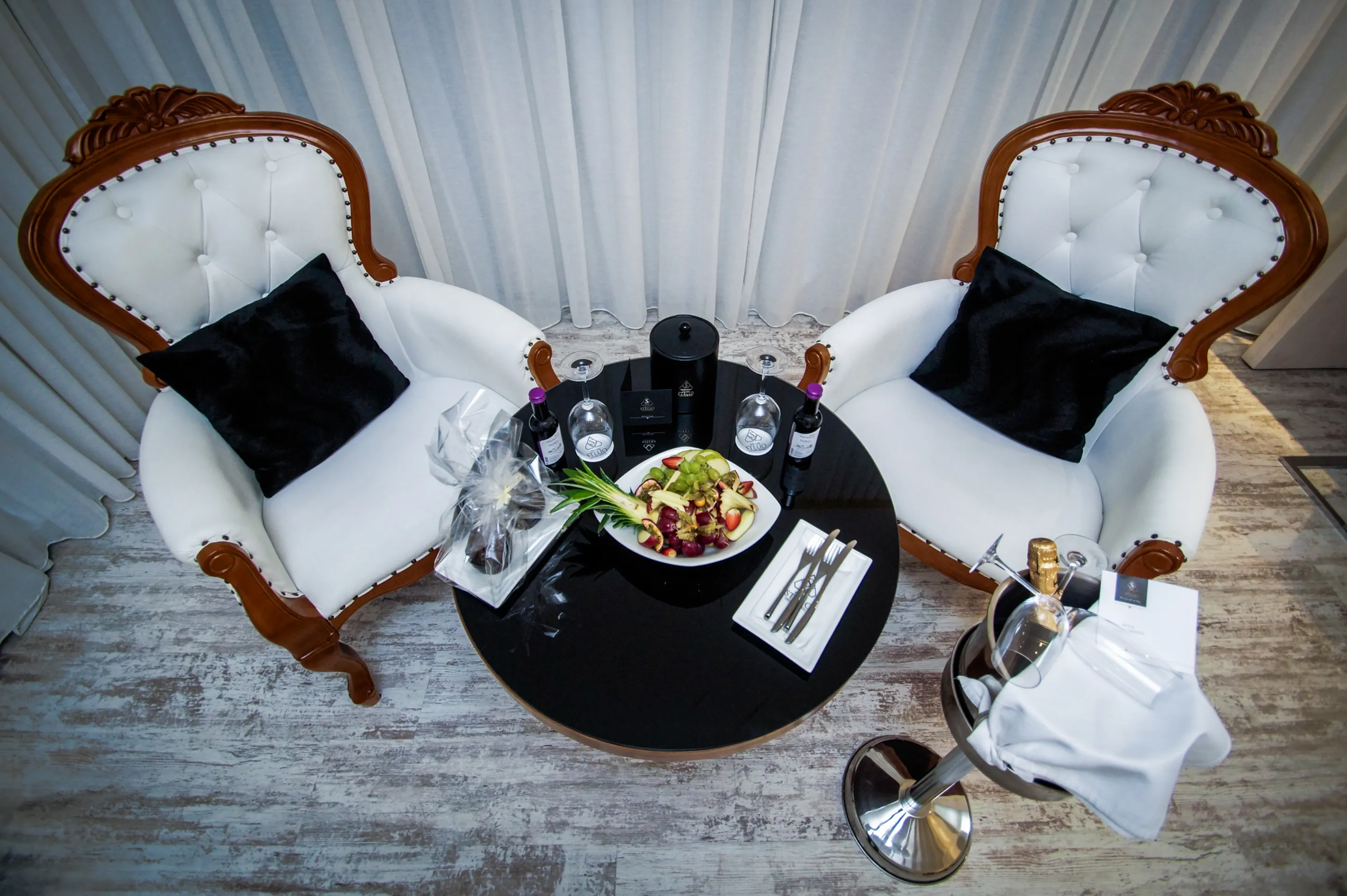 The Ciao Stelio Deluxe Hotel - foodAndBeverage