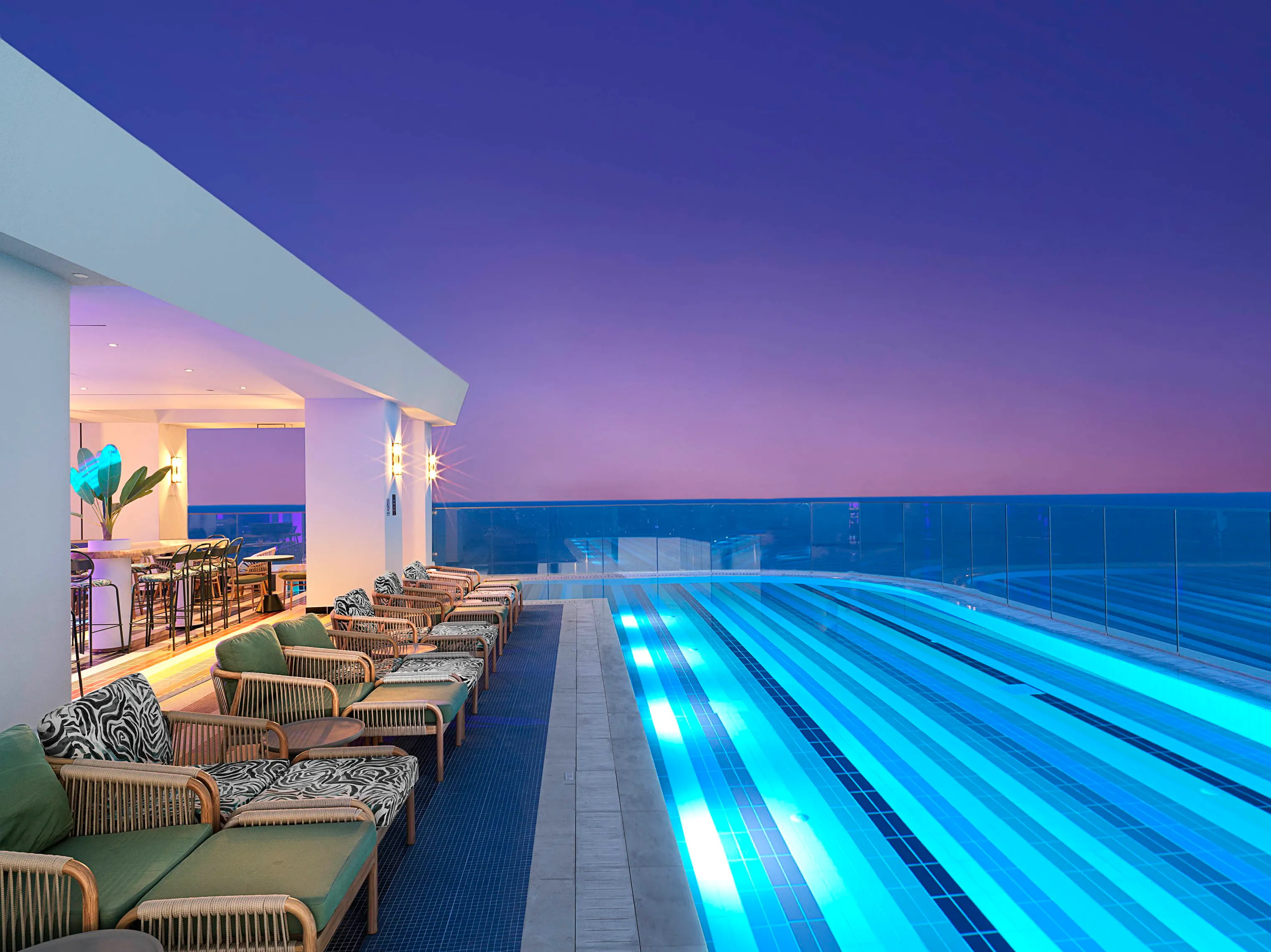 NYX Hotel Limassol - pool