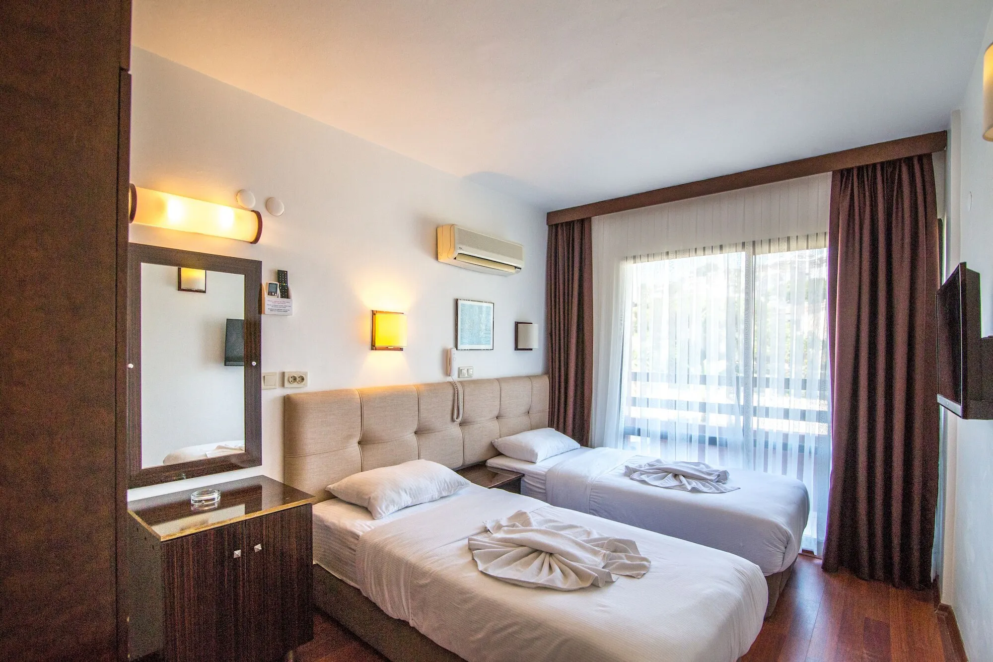 Sunday Beach Hotel - rooms