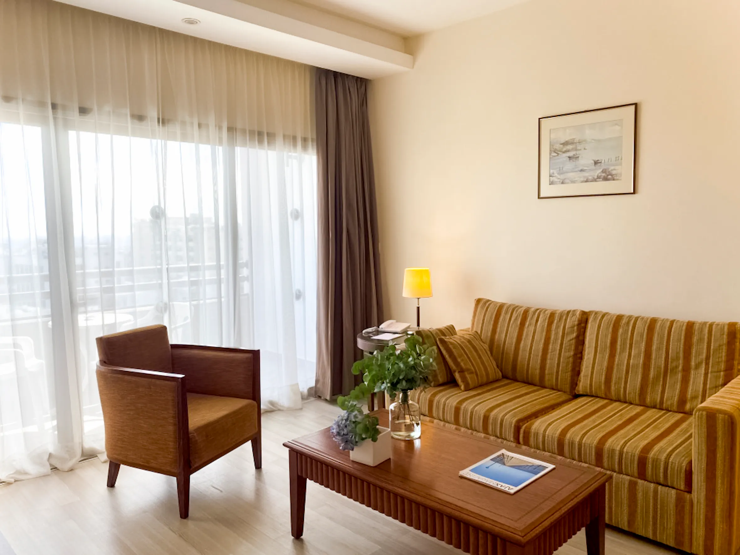 Ajax Hotel - rooms