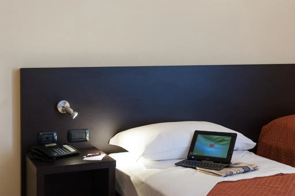 Hotel Tiempo - rooms