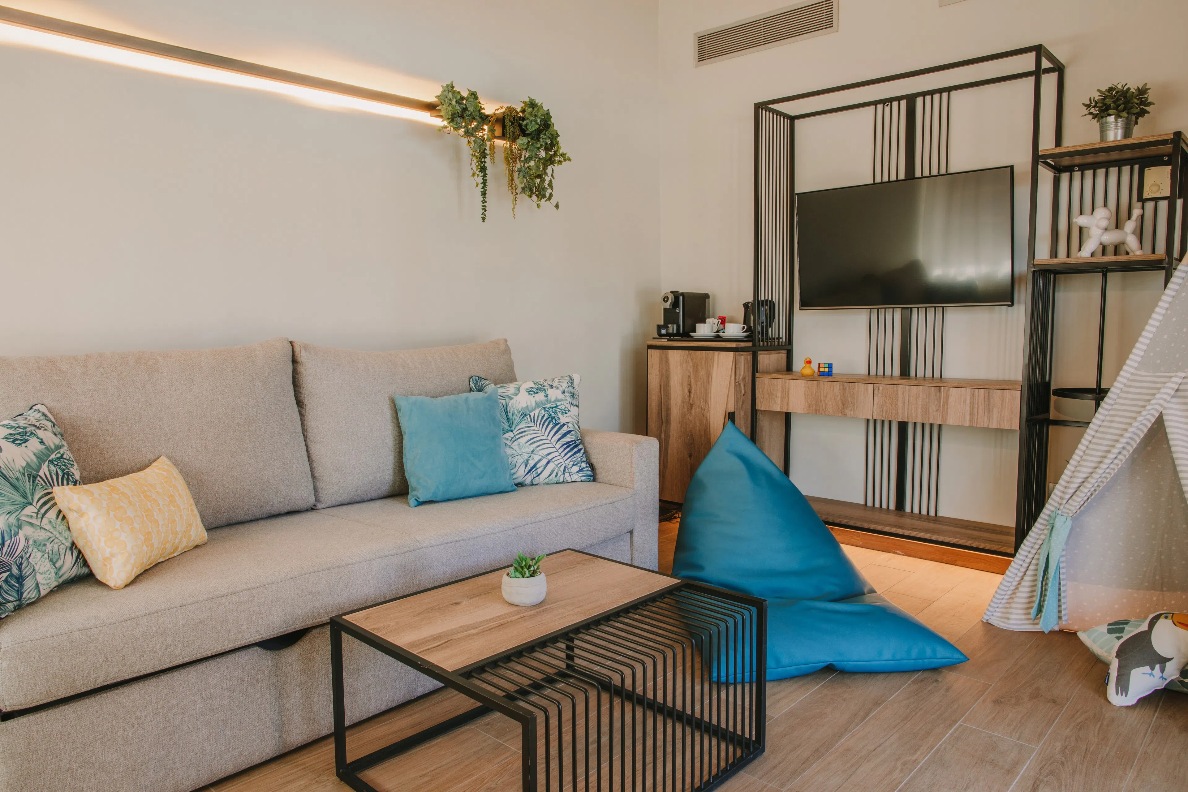 FamilySuite