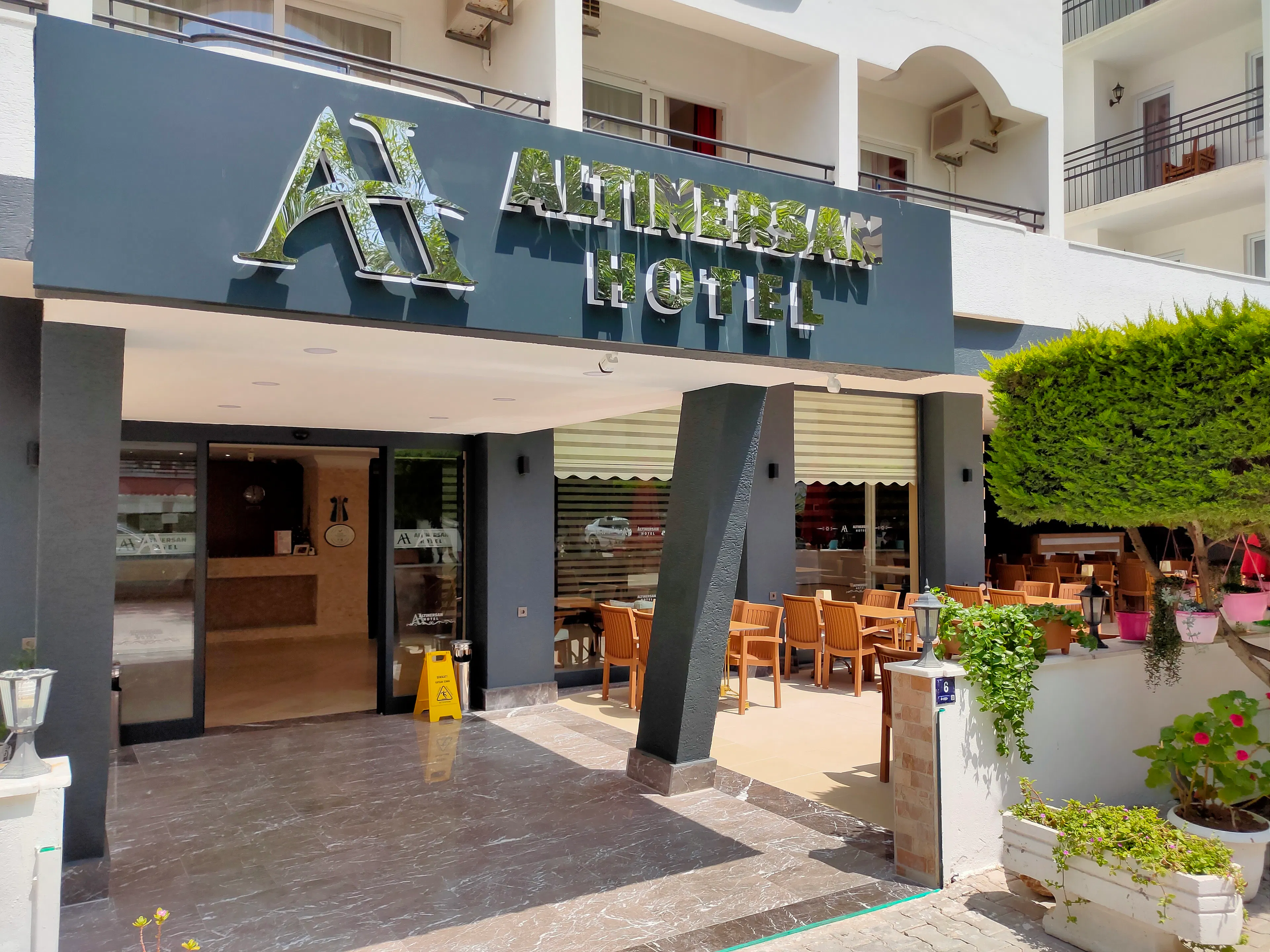 Altinersan - foodAndBeverage
