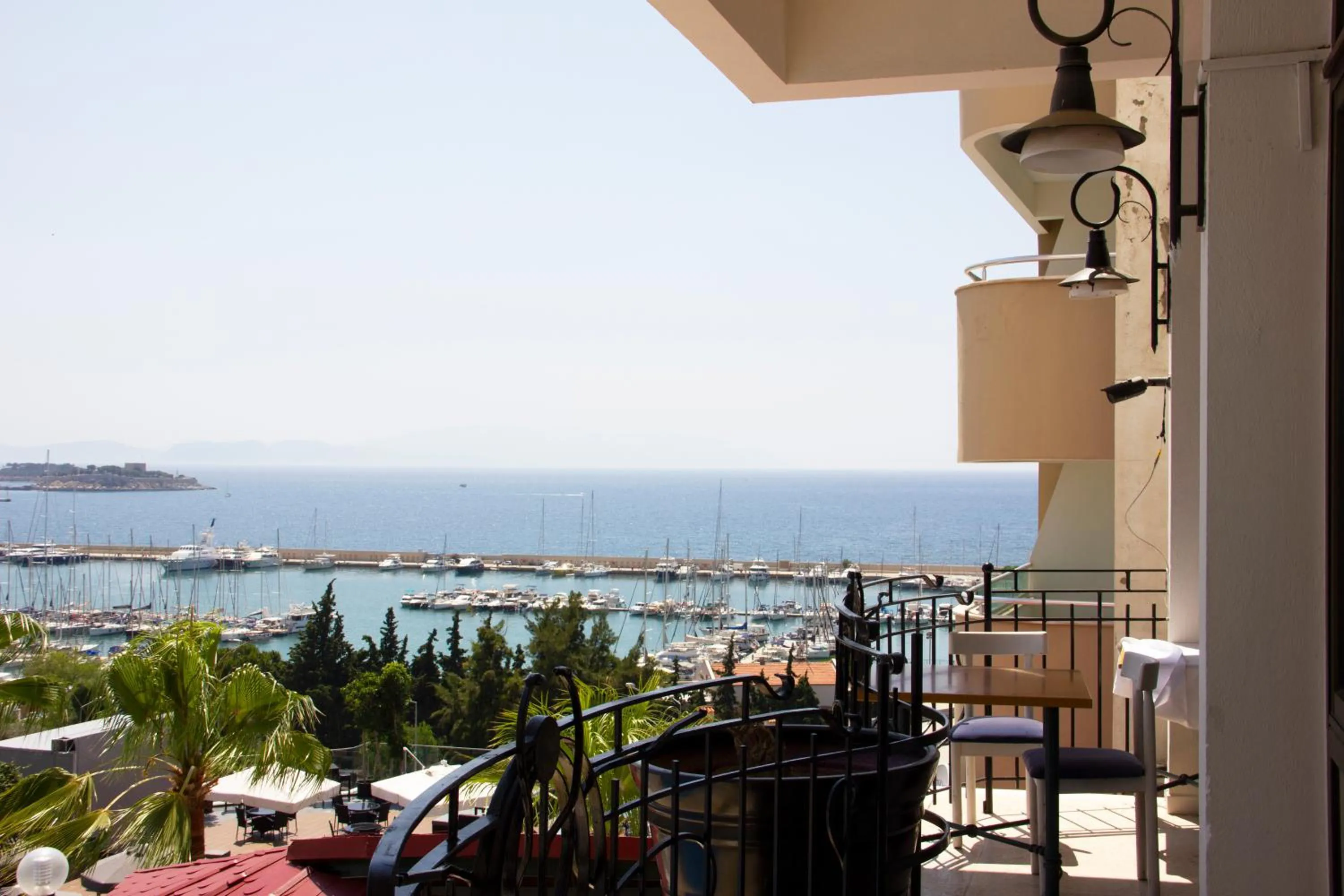 Suhan Seaport Hotel - location