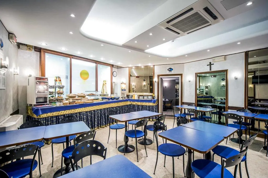 Hotel Centrale - foodAndBeverage