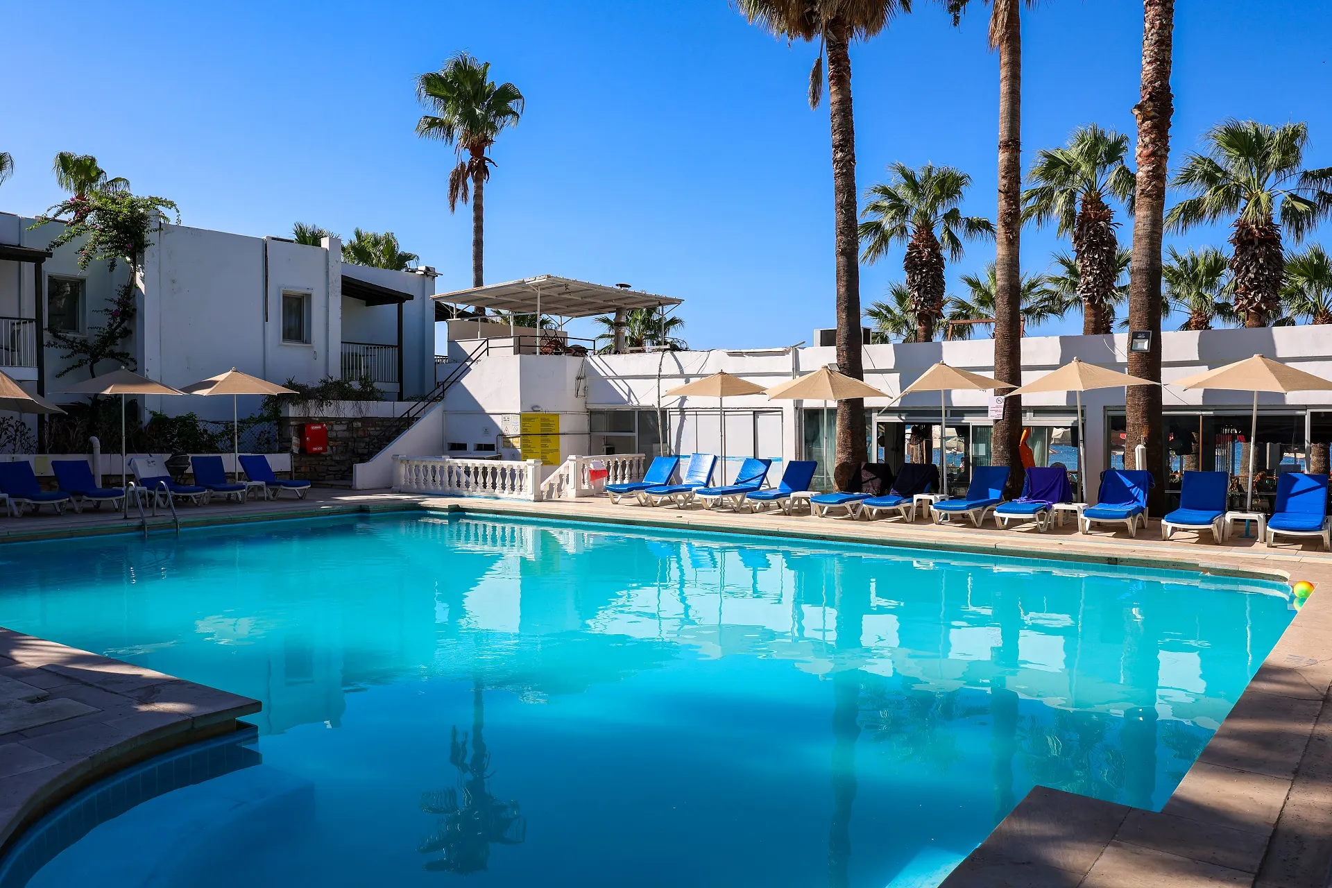 Sami Beach - pool