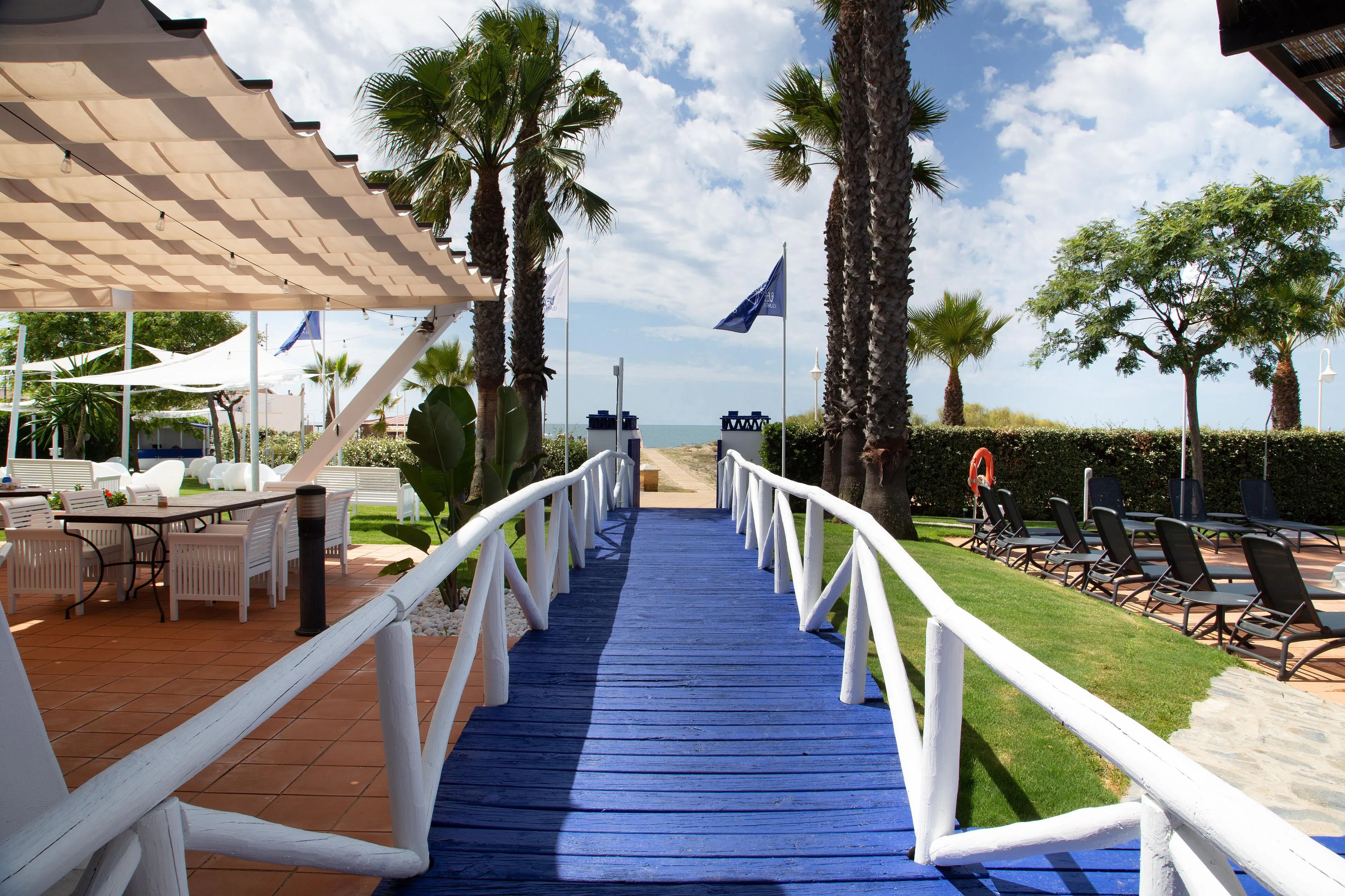 DoubleTree By Hilton Islantilla Beach Golf Resort - beach