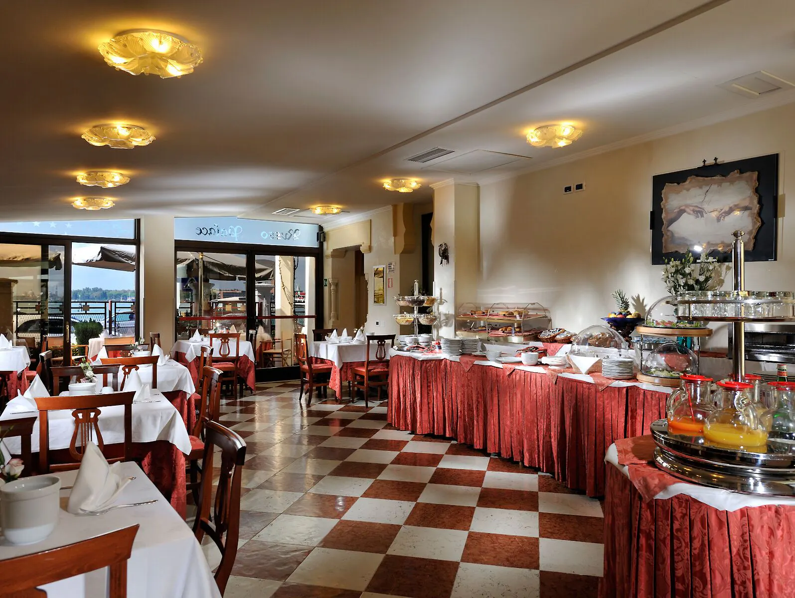 Romantik Hotel Russo Palace - foodAndBeverage