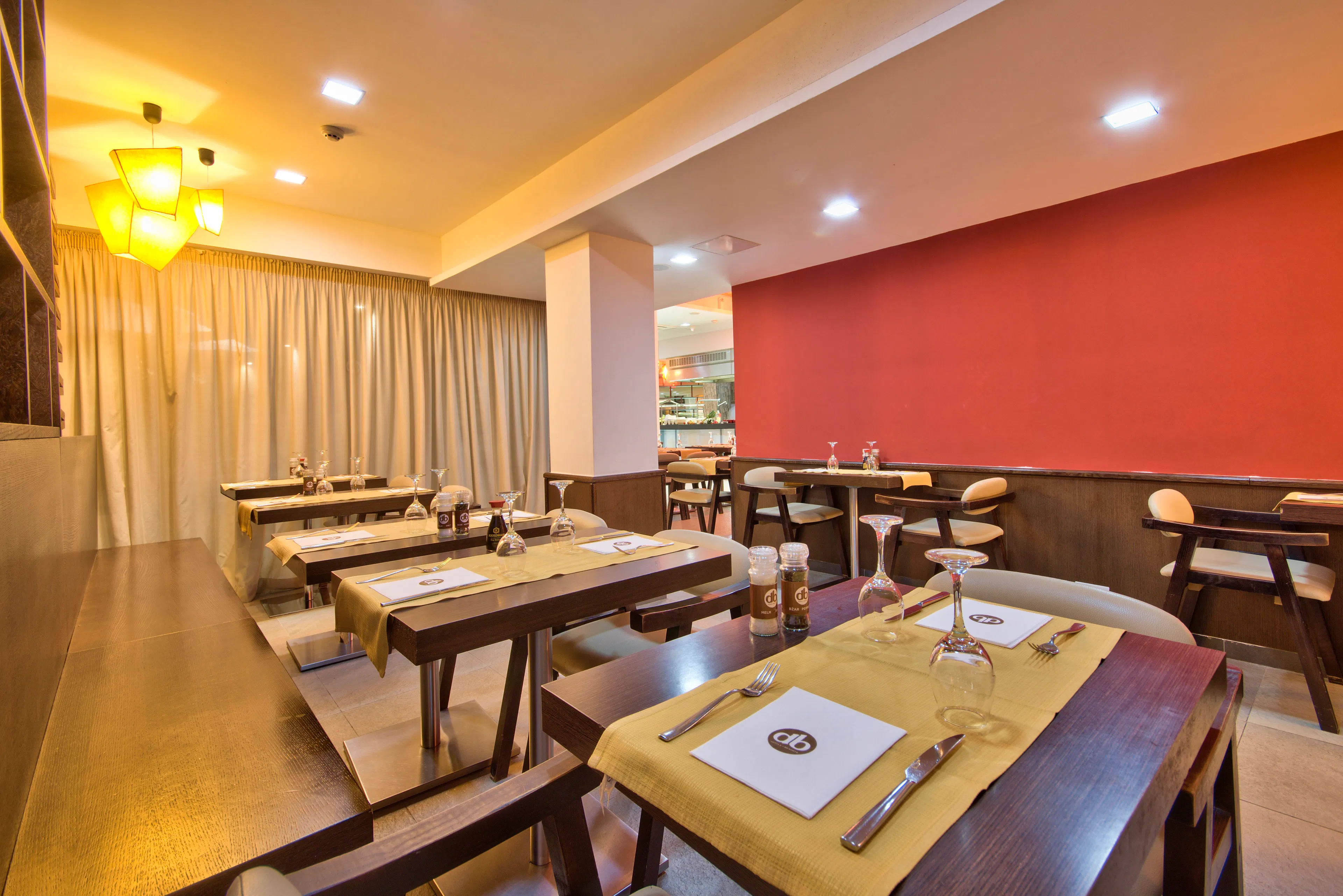db Seabank Resort + Spa - foodAndBeverage