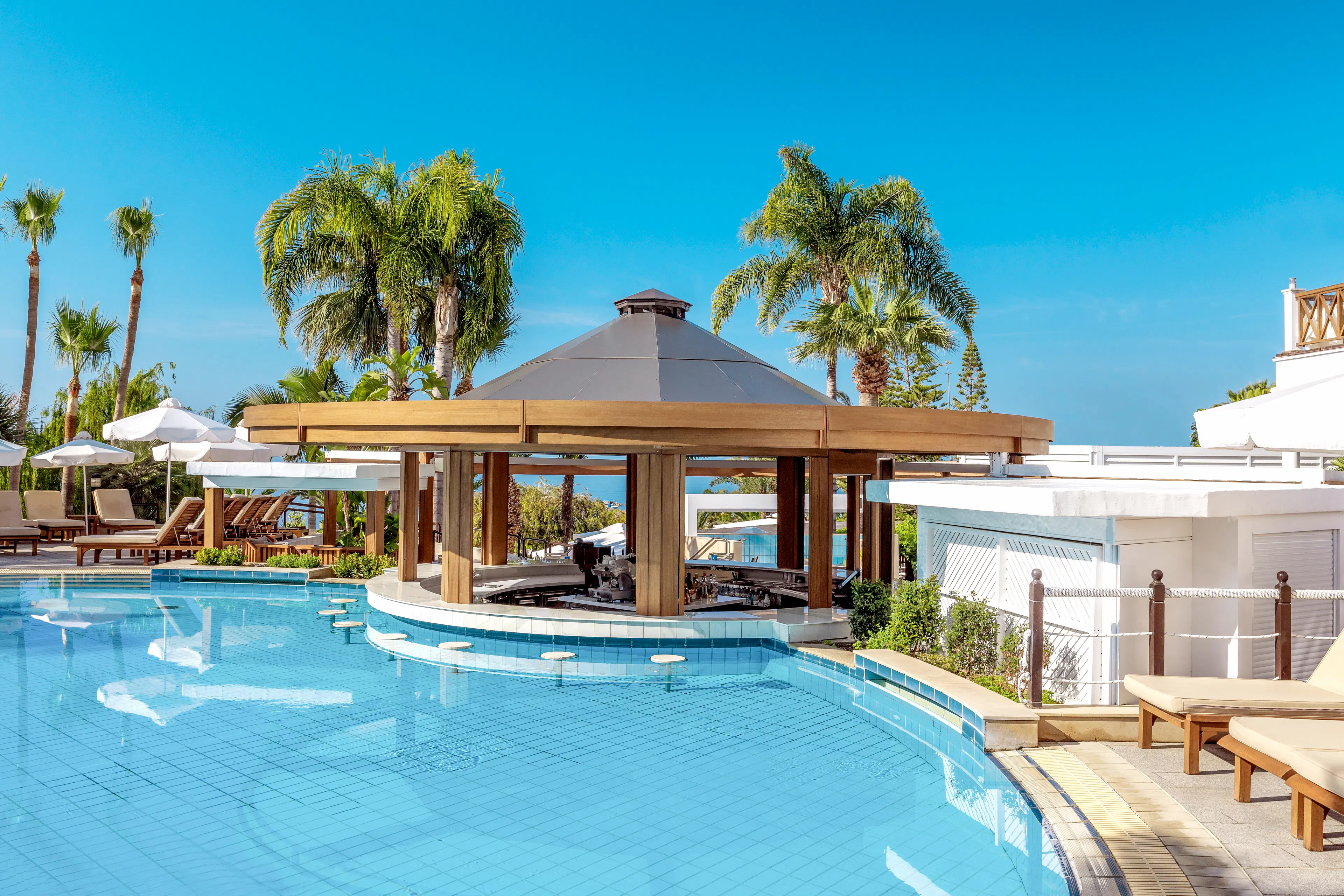 Hotel Mediterranean Beach - pool