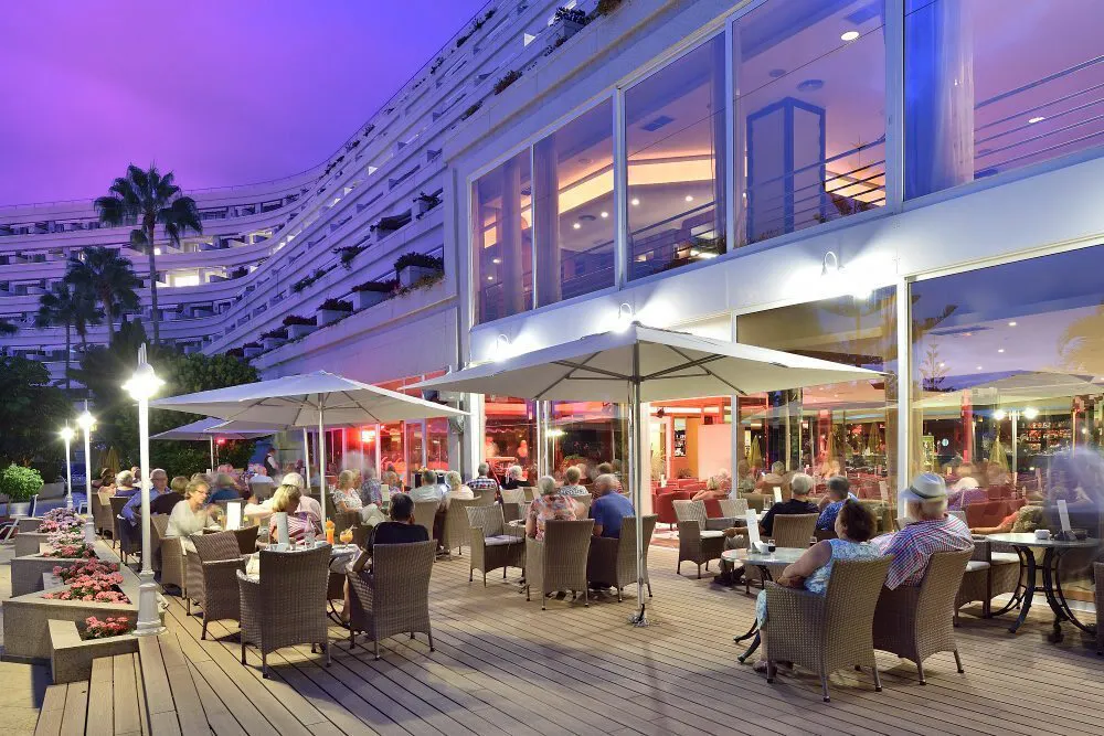 Arona Gran & Spa - foodAndBeverage