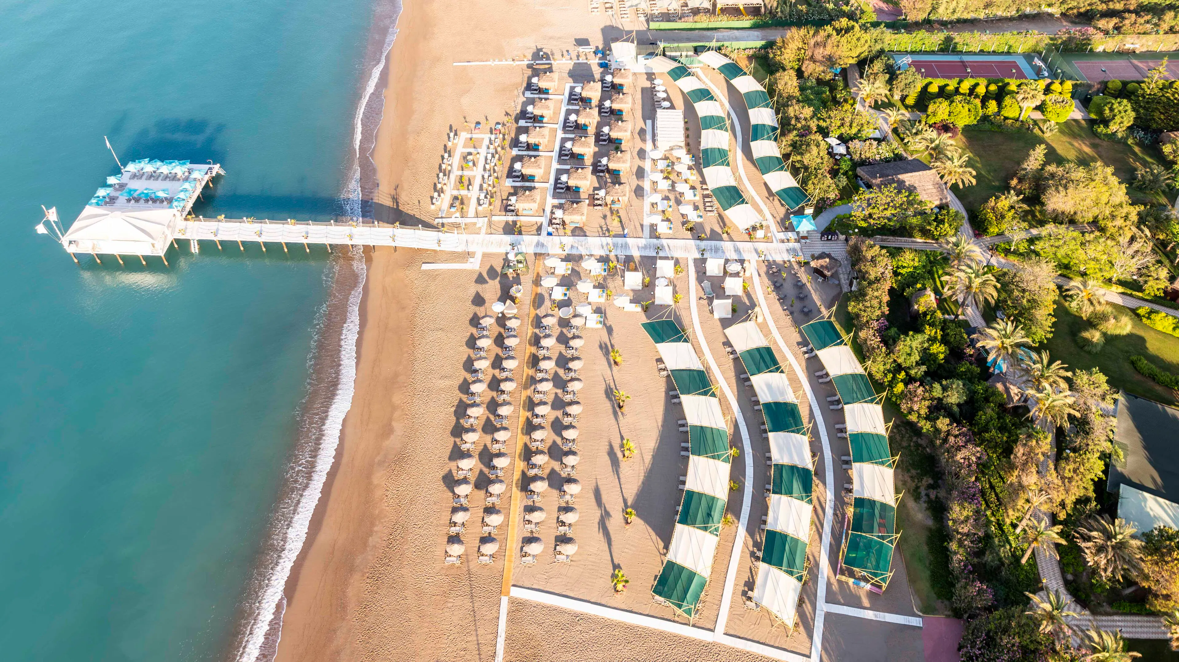 Concorde de Luxe Resort - beach