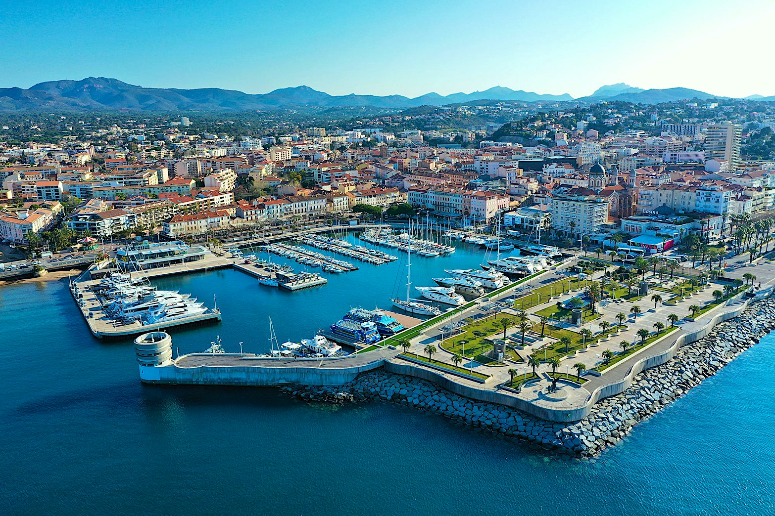 Rejser til Saint-Raphaël - franske Riviera - bestil ferien her | TUI.dk